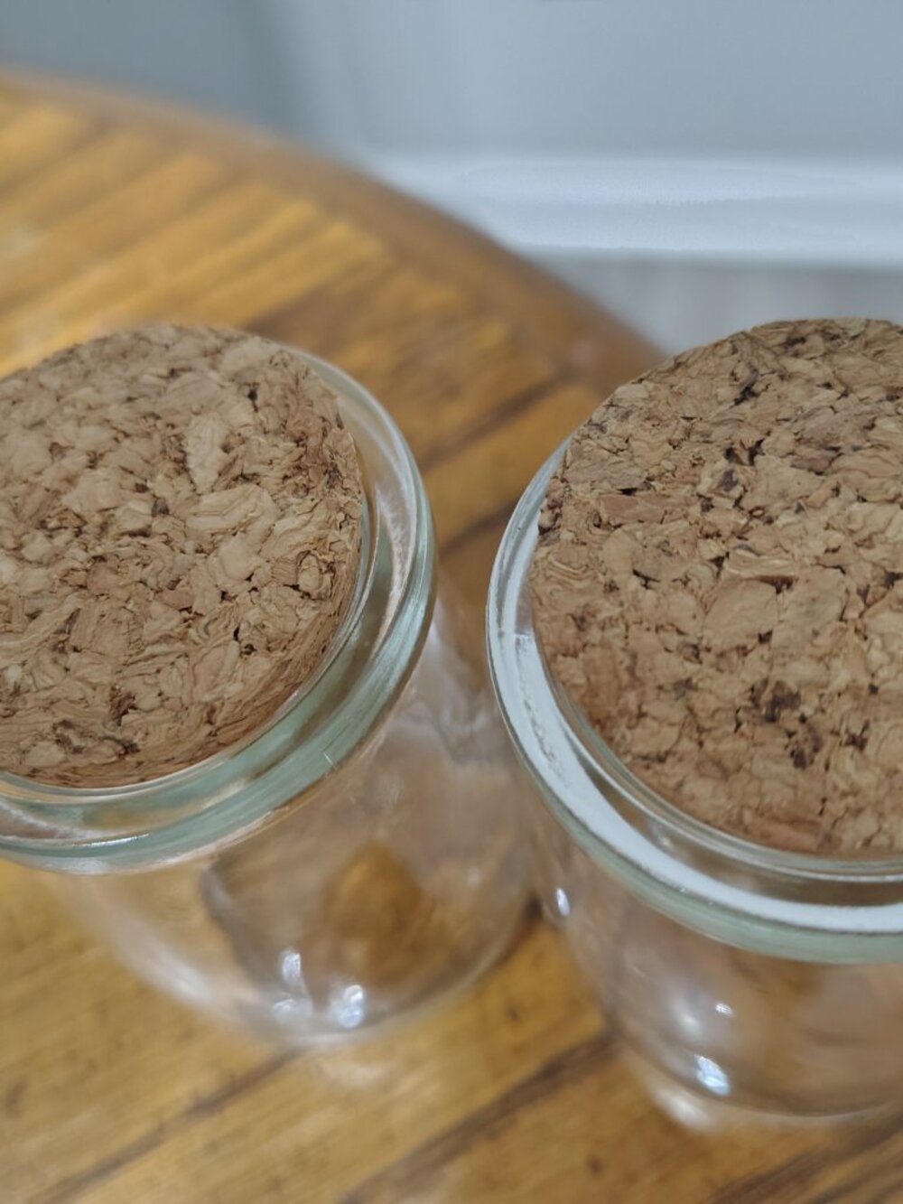Two Small Jars with Cork Lid - Picture 2 of 4